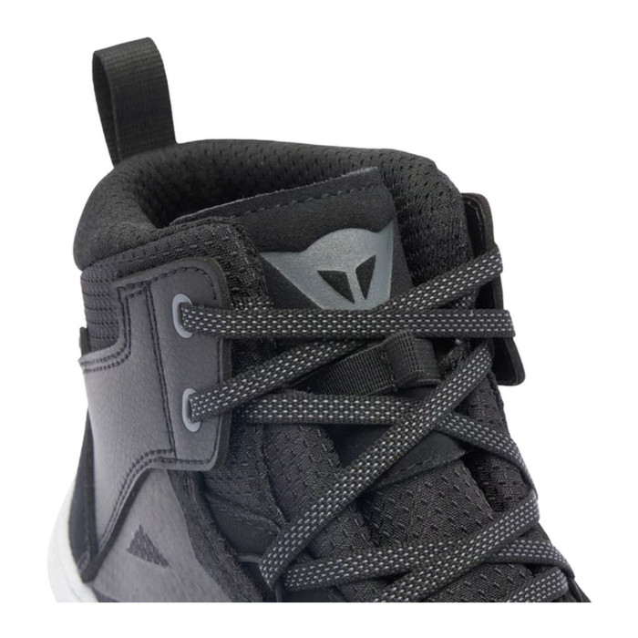 Scarpe Dainese Suburb D-wp Black/white/iron-gat