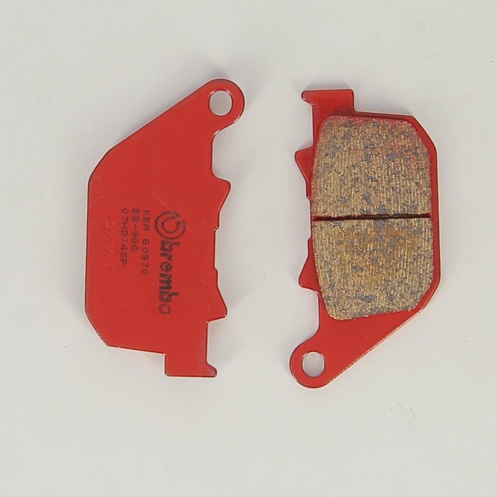 br07hd14sp-0000.jpg| SET PASTICCHE BREMBO 07HD14SP SINT. ROAD POST.