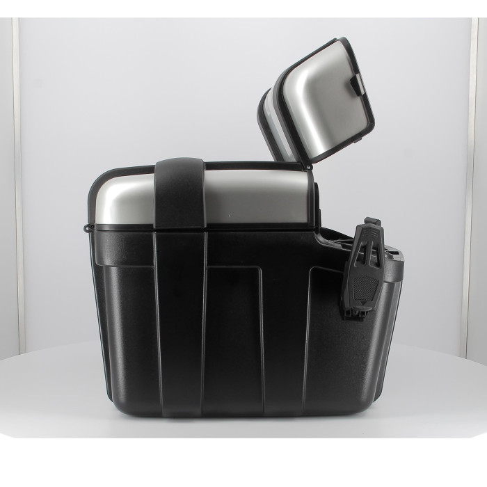 gitrk46n-hd-0008.jpg| VALIGIA GIVI TRK46N TREKKER CON ALLUMINIO 46LT.