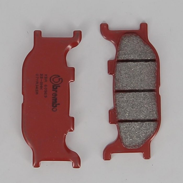 br07ya34sa-0000.jpg| SET PASTICCHE BREMBO 07YA34SA SINT. ROAD ANT.