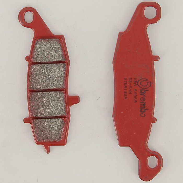 br07ka18sa-0000.jpg| SET PASTICCHE BREMBO 07KA18SA SINT. ROAD ANT.