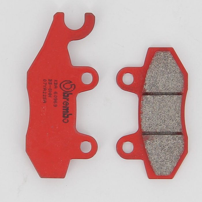 br07ya22sa-0000.jpg| SET PASTICCHE BREMBO 07YA22SA SINT. ROAD ANT.