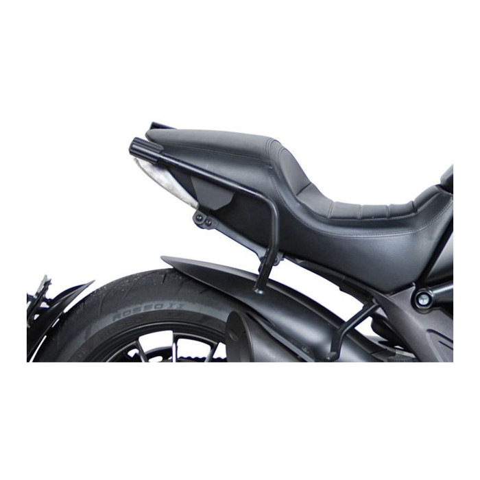 Attacchi Laterali 3p System Shad Per Ducati Diavel 1200