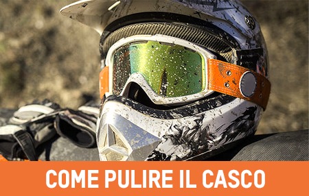 Come pulire il casco della moto senza danni